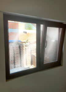 ventana abatible